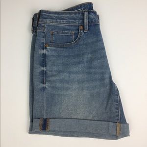 Sonoma Mid-Rise Cuffed Misses Size 4 Shorts